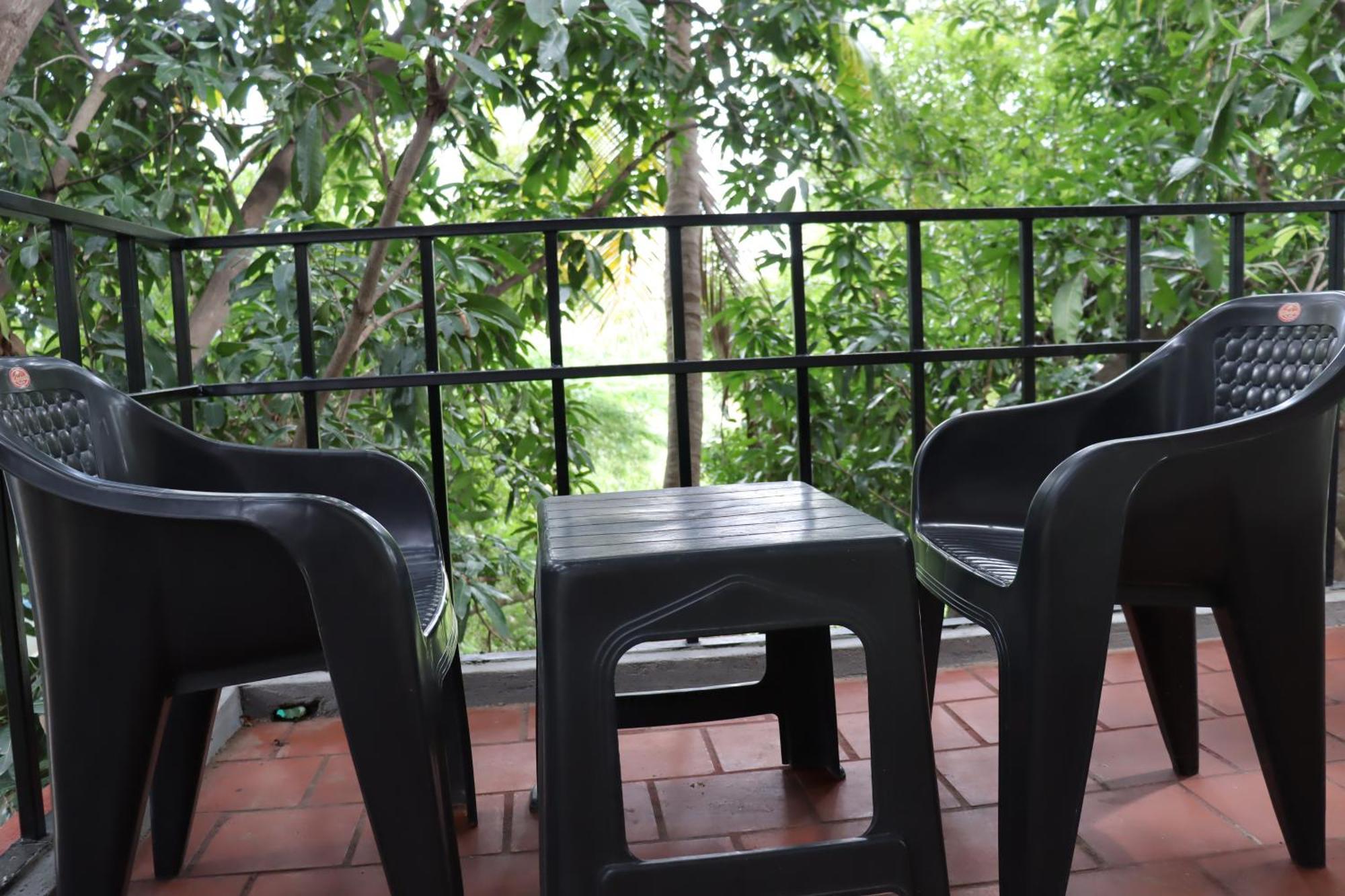 Da Mantra House Guest House Tiruvannamalai Exterior photo